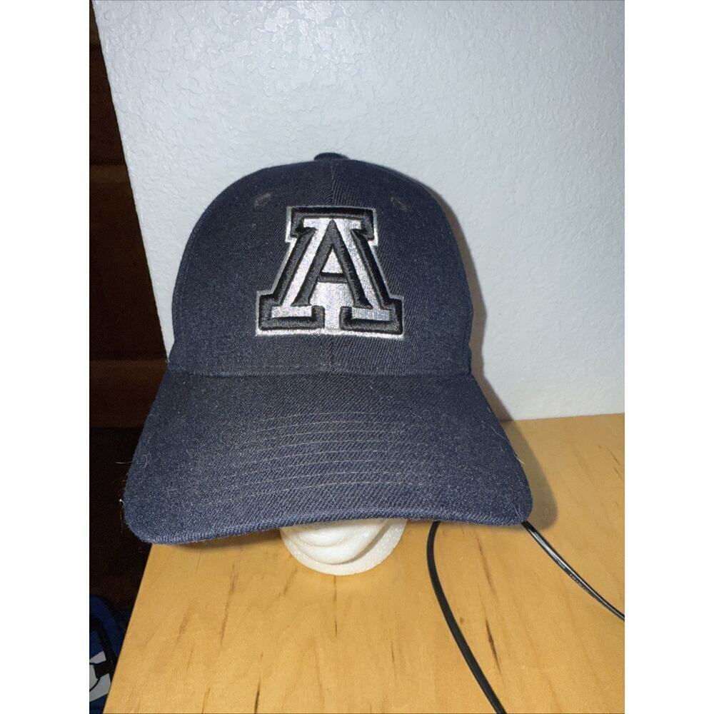 Arizona Wildcats Zephyr Hat Cap S Black Logo Silver Background